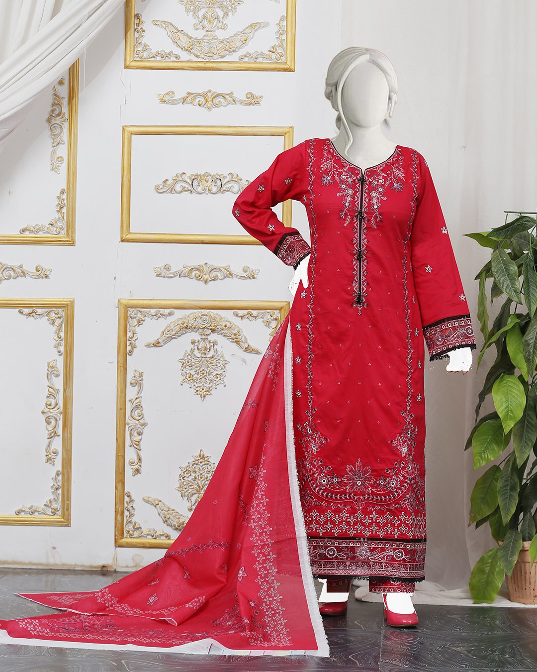 PL-106 – Understated Elegance for Everyday Glam